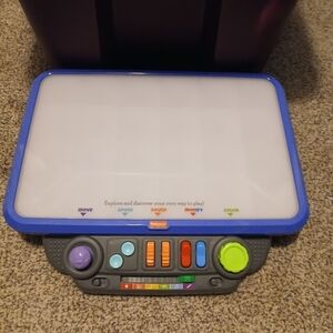 Fisher-Price Sensory Bright Light Station